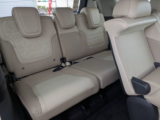 New 2026 Nissan Armada Platinum Reserve image 33