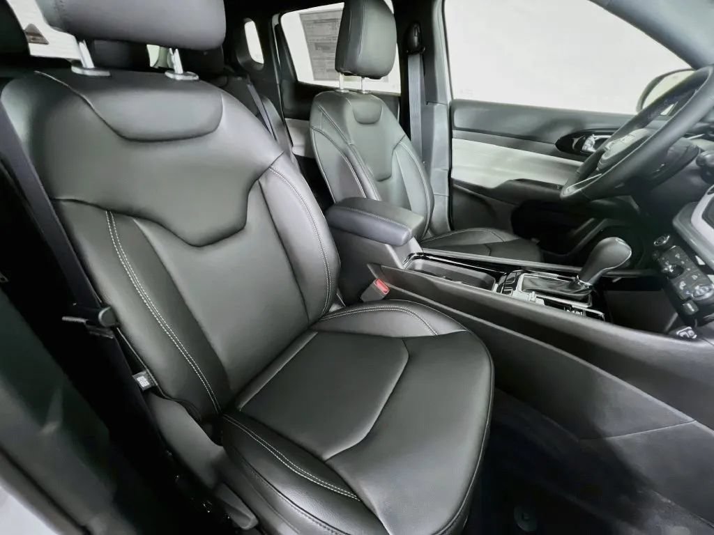 New 2026 Jeep Compass Limited AWD/4WD image 27