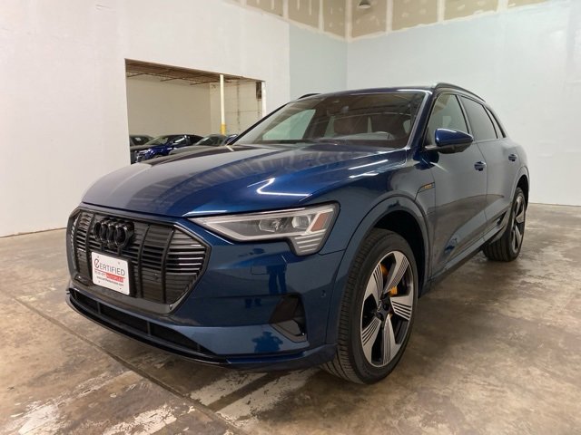 Used 2022 Audi e-tron Premium Plus w/ Premium Plus Package