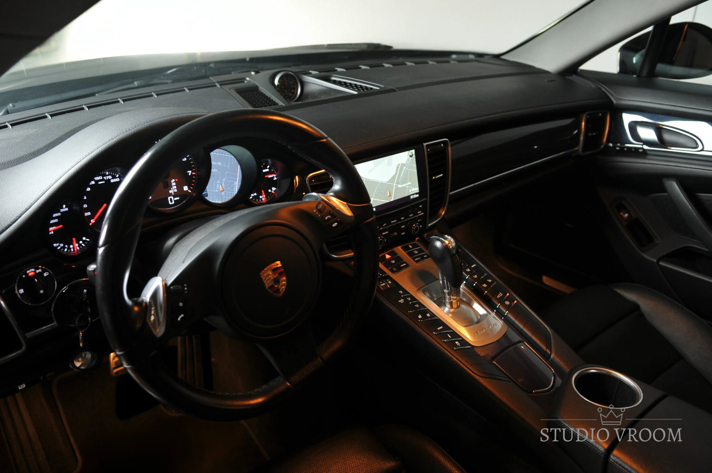 Used 2012 Porsche Panamera S RWD image 4