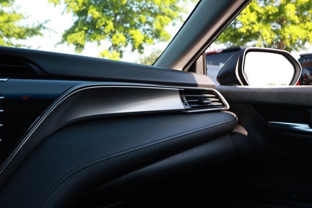 Used 2019 Toyota Camry XSE image 26