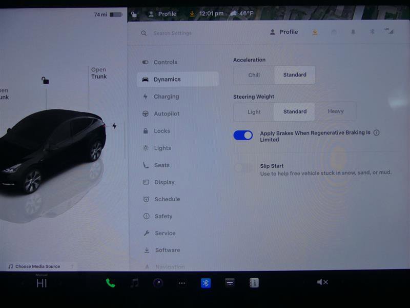 Used 2024 Tesla Model Y 2WD image 11