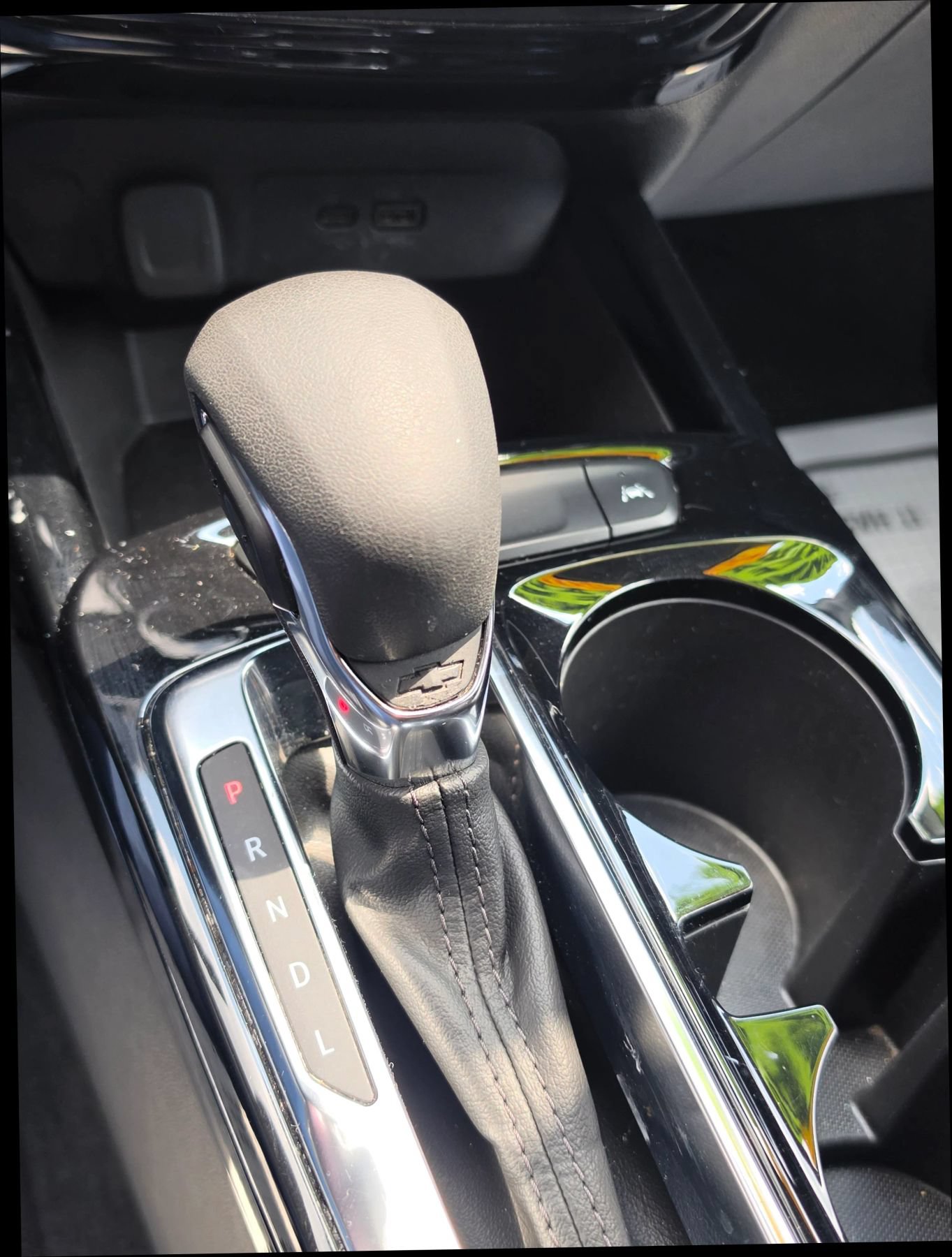 Used 2025 Chevrolet Trax LT FWD image 33