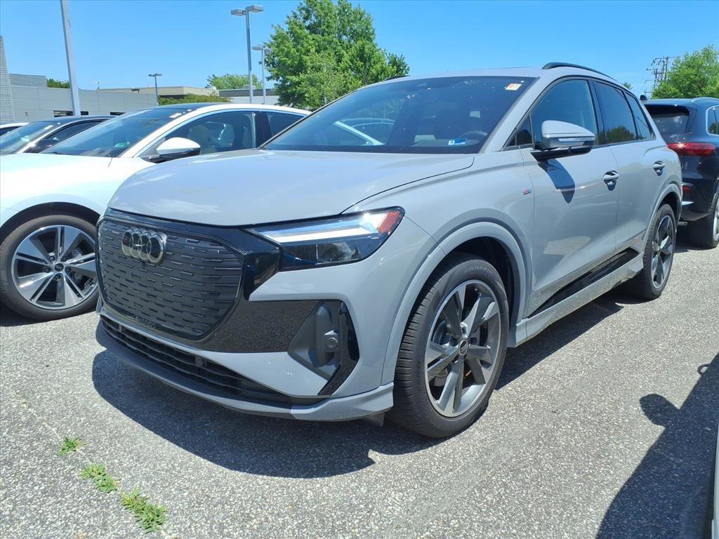 New 2025 Audi Q4 e-tron Premium Plus AWD/4WD image 1