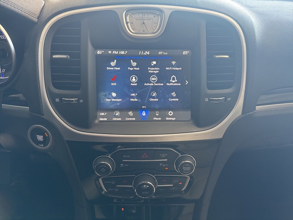 Used 2023 Chrysler 300 Touring L image 24