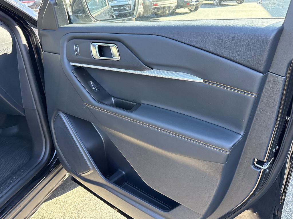 Used 2026 Ford Explorer Tremor w/ Tremor Convenience Package image 29