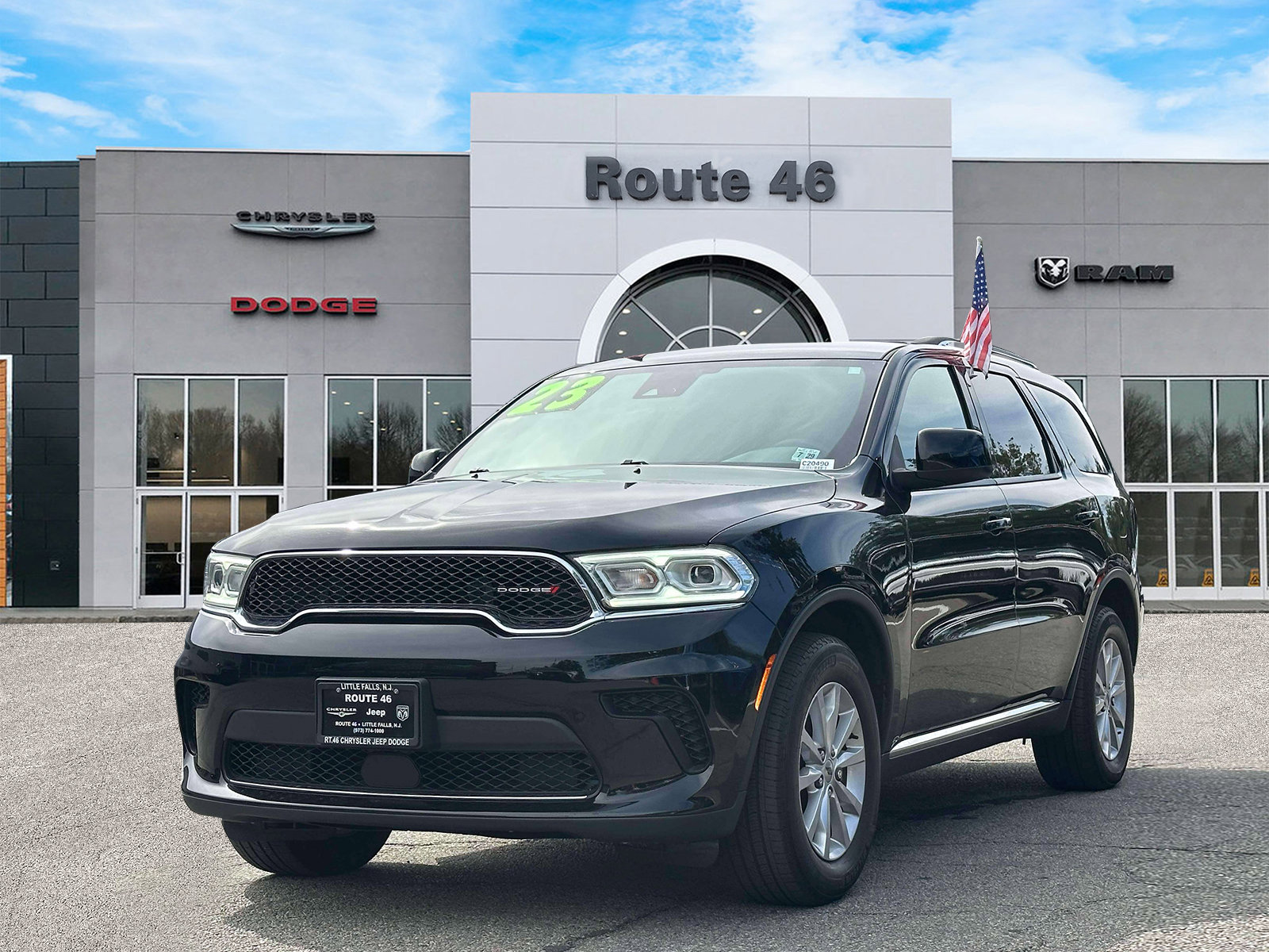 Used 2023 Dodge Durango SXT Launch Edition AWD/4WD image 2