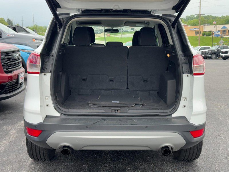 Used 2016 Ford Escape SE w/ Equipment Group 201A FWD image 5