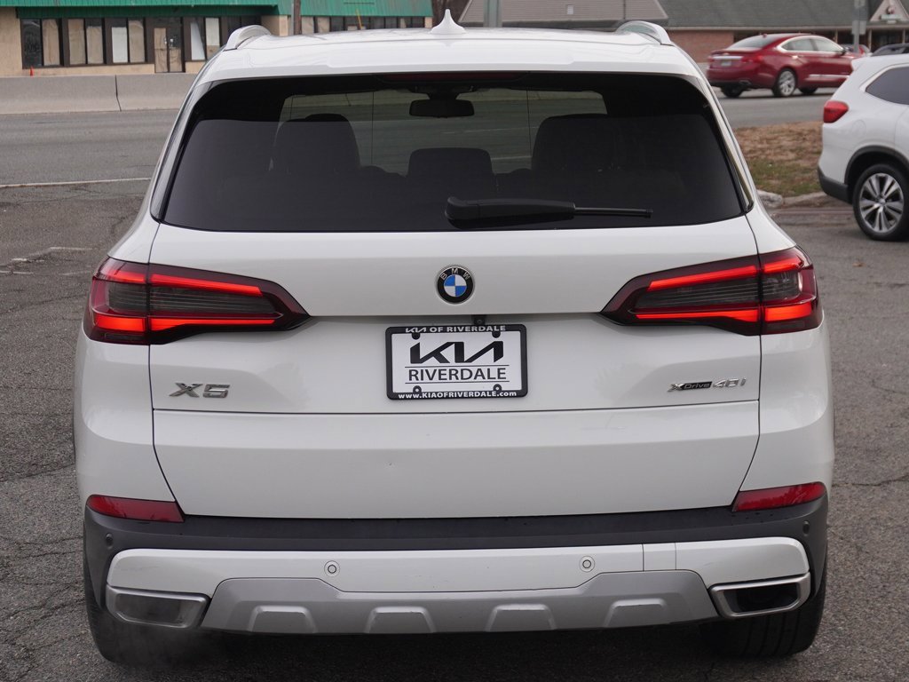 Used 2022 BMW X5 xDrive40i w/ Parking Assistance Package image 13