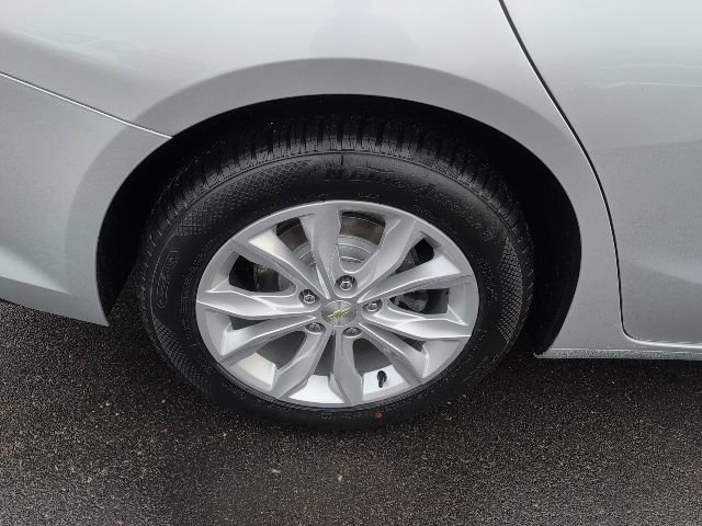 Used 2021 Chevrolet Malibu LT image 13