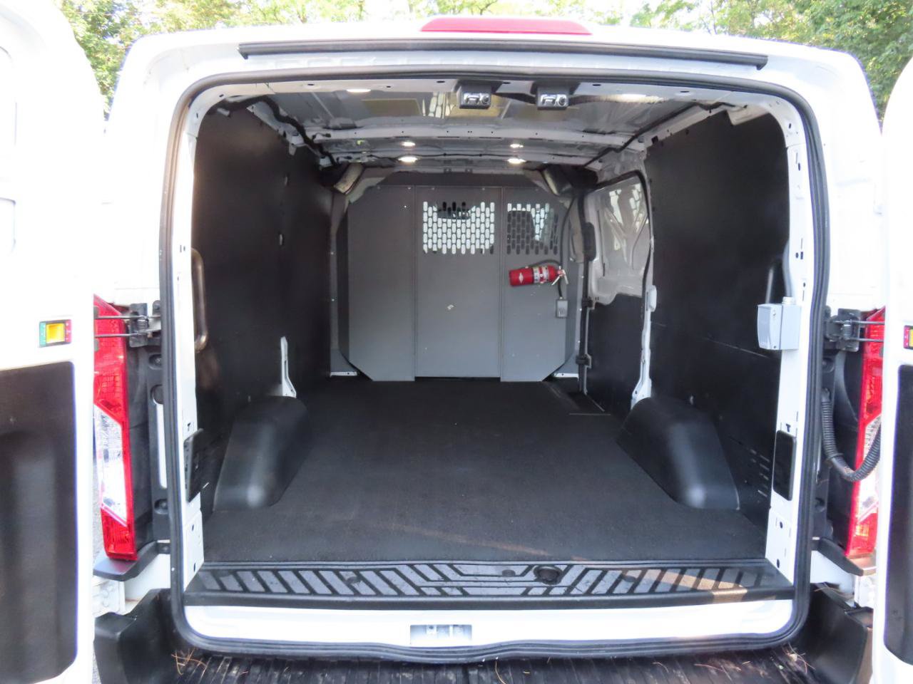 Used 2019 Ford Transit 150 130 Low Roof RWD image 20