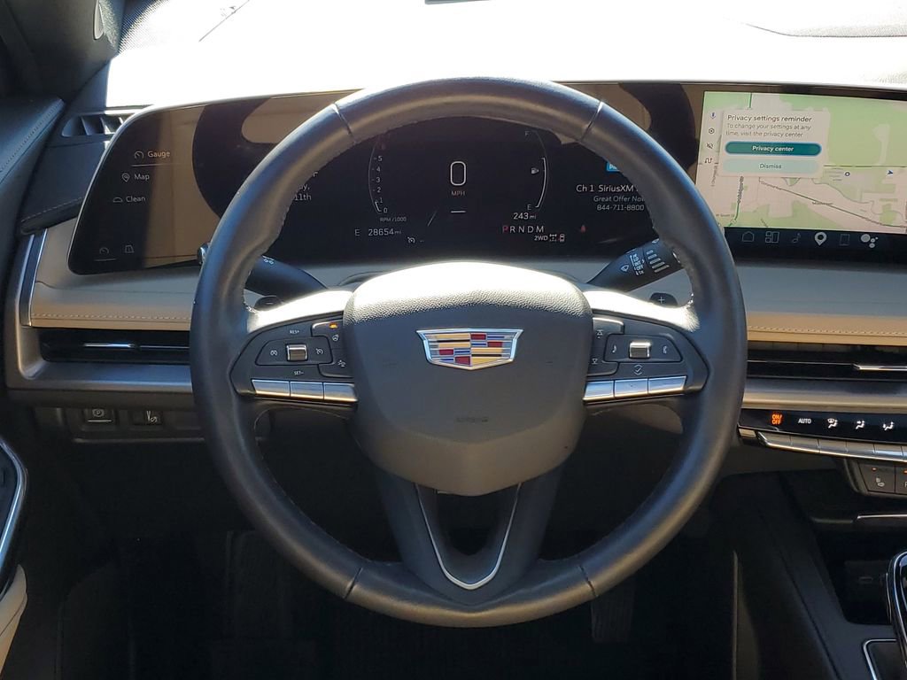 Used 2024 Cadillac XT4 Luxury w/ Cold Weather Package AWD/4WD image 23