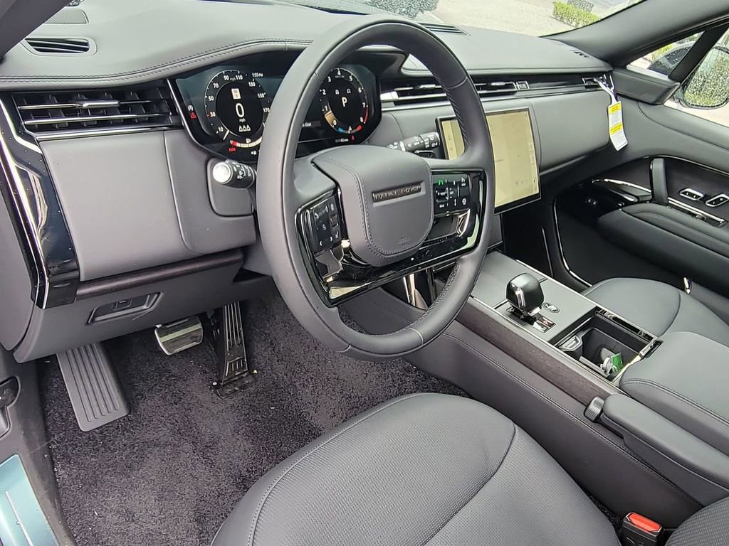 New 2026 Land Rover Range Rover Long Wheel Base SV image 25