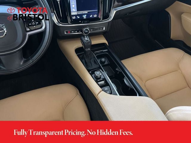 Used 2018 Volvo S90 T5 Momentum w/ Convenience Package FWD image 14