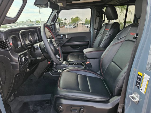 Used 2024 Jeep Wrangler Unlimited Rubicon image 21