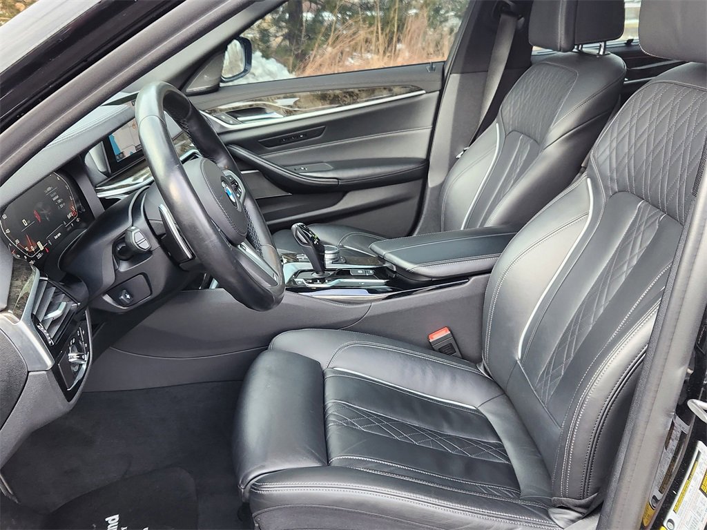 Used 2020 BMW M550i xDrive w/ Executive Package image 8