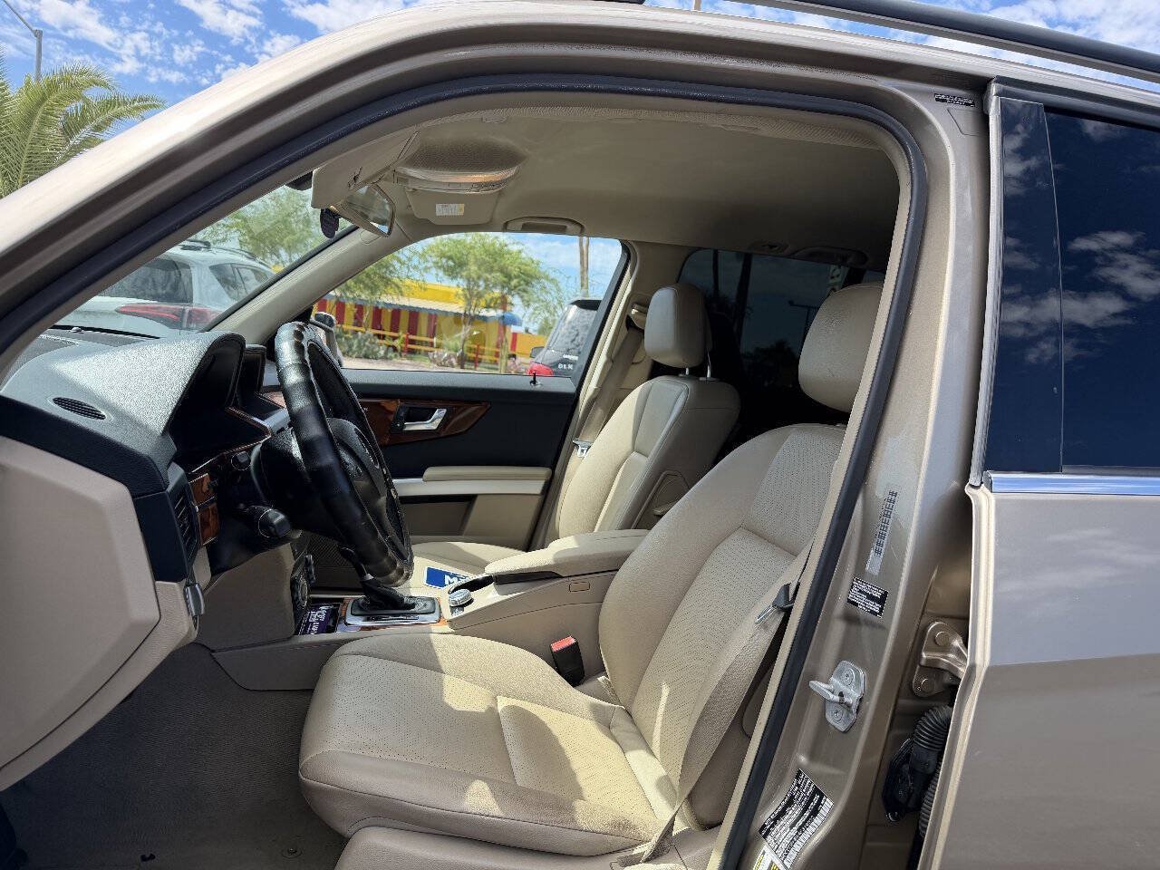 Used 2010 Mercedes-Benz GLK 350 4MATIC image 8