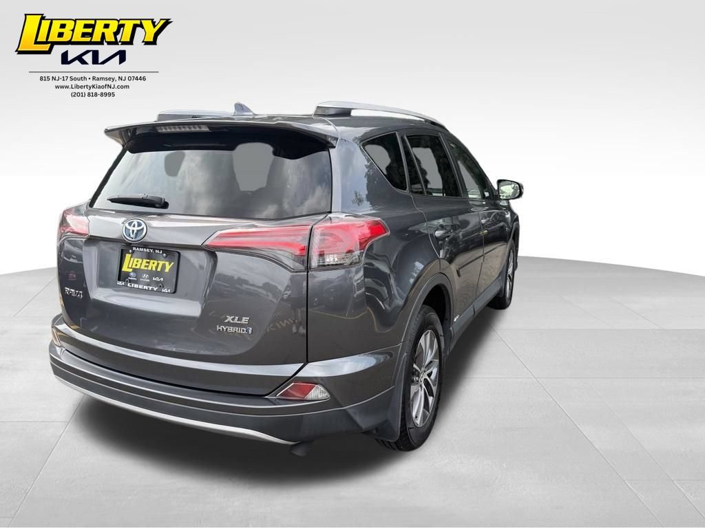 Used 2018 Toyota RAV4 XLE w/ Protection Package AWD/4WD image 7