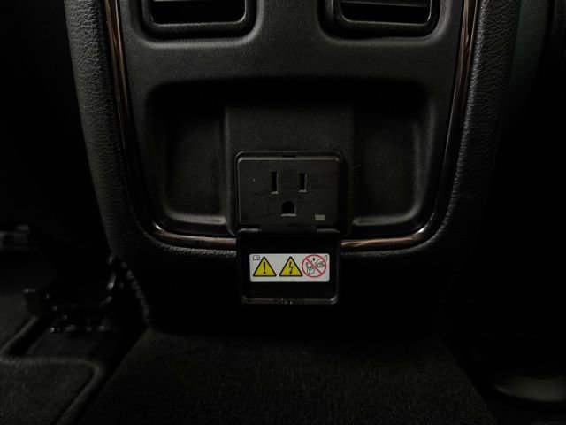 Used 2020 Jeep Grand Cherokee Altitude image 22