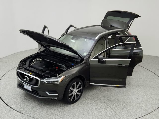 Used 2018 Volvo XC60 T6 Inscription w/ Luxury Seat Package image 17