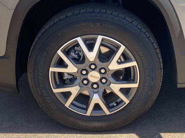 Used 2023 GMC Acadia SLE w/ Driver Convenience Package FWD image 28
