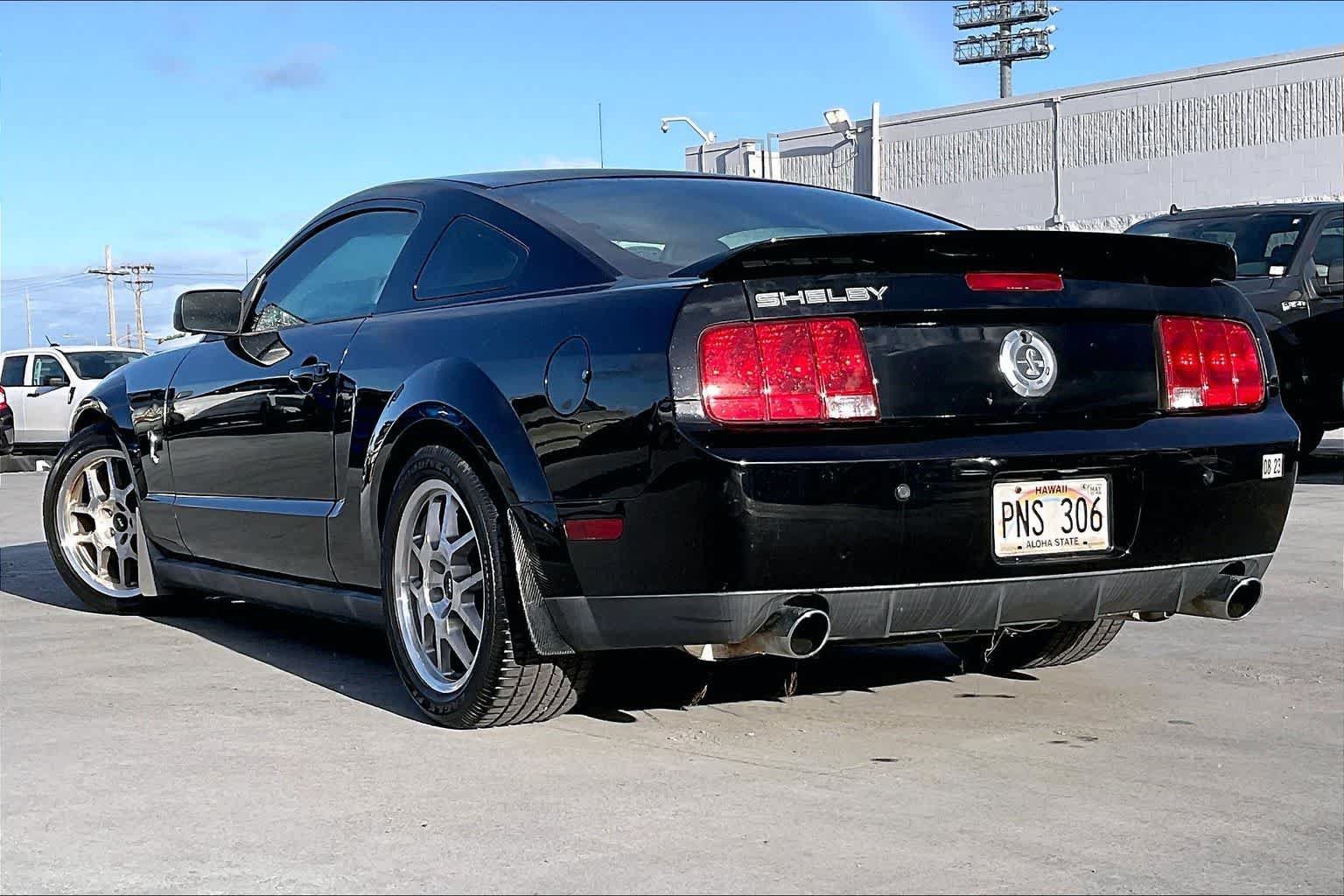 Used 2007 Ford Mustang Shelby GT500 RWD image 4