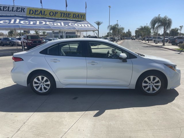 Used 2024 Toyota Corolla LE FWD image 9