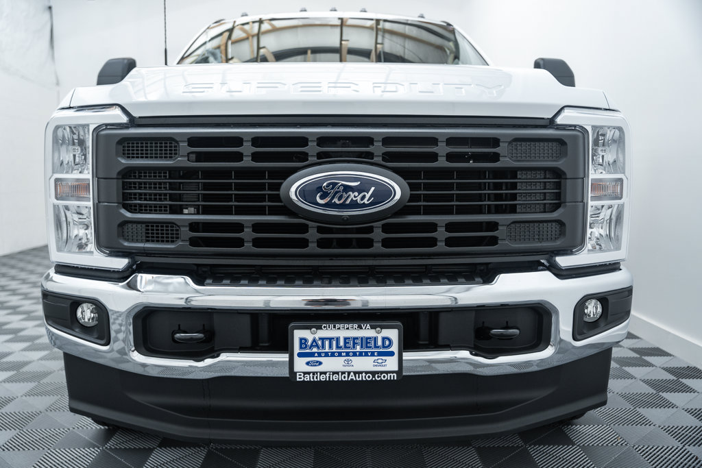 New 2026 Ford F350 XL w/ 360-Degree Camera Package AWD/4WD image 2