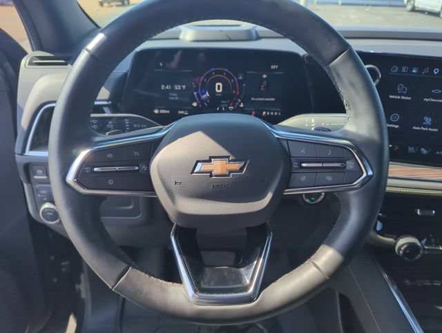 Used 2025 Chevrolet Tahoe Premier AWD/4WD image 17
