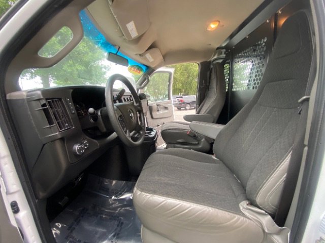 Used 2023 Chevrolet Express 2500 w/ Driver Convenience Package image 21