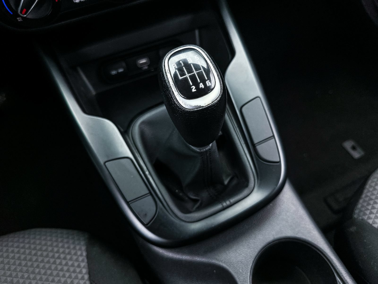Used 2020 Kia Soul LX FWD image 19