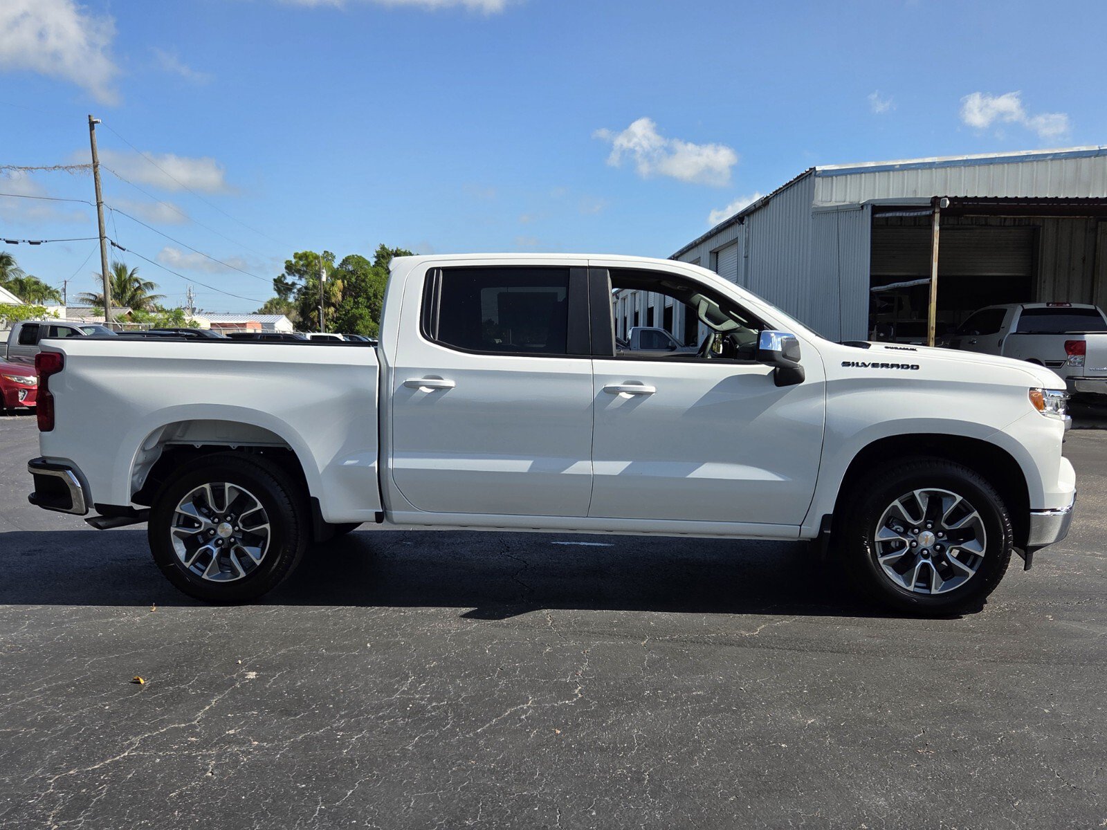 New 2026 Chevrolet Silverado 1500 LT w/ LPO, Dark Essentials Package RWD image 6