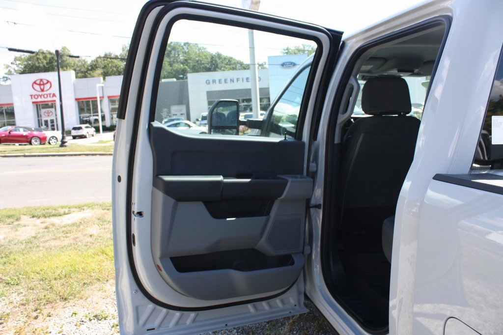 New 2026 Ford F250 XL image 13