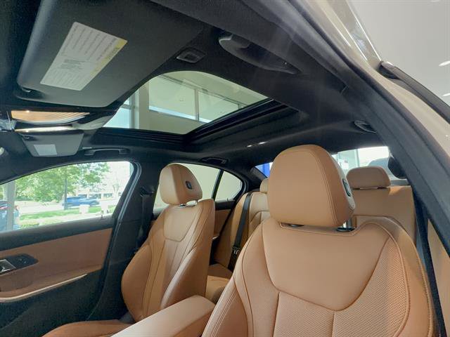 New 2025 BMW 330i xDrive Sedan w/ Premium Package AWD/4WD image 43