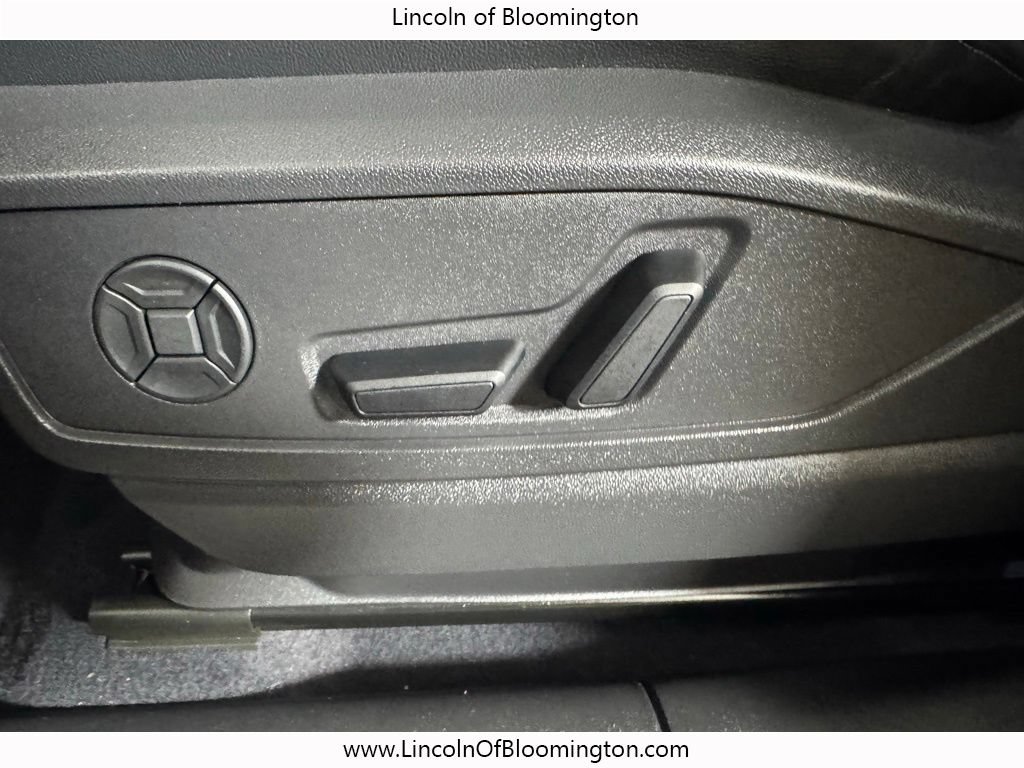 Used 2025 Audi Q5 Premium w/ Convenience Package AWD/4WD image 42