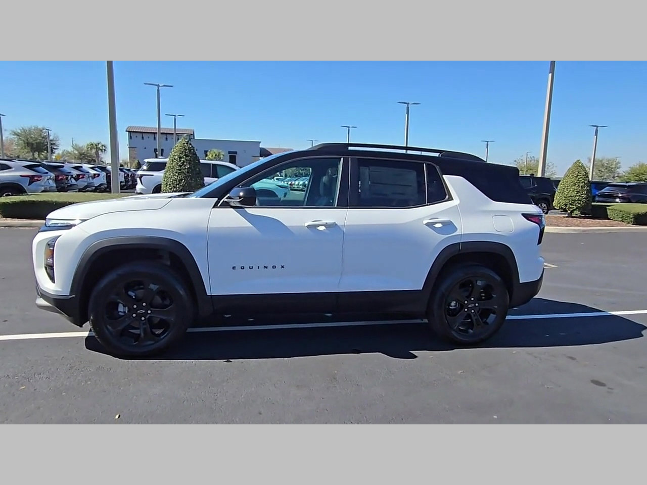 New 2026 Chevrolet Equinox LT w/ Convenience Package II image 15