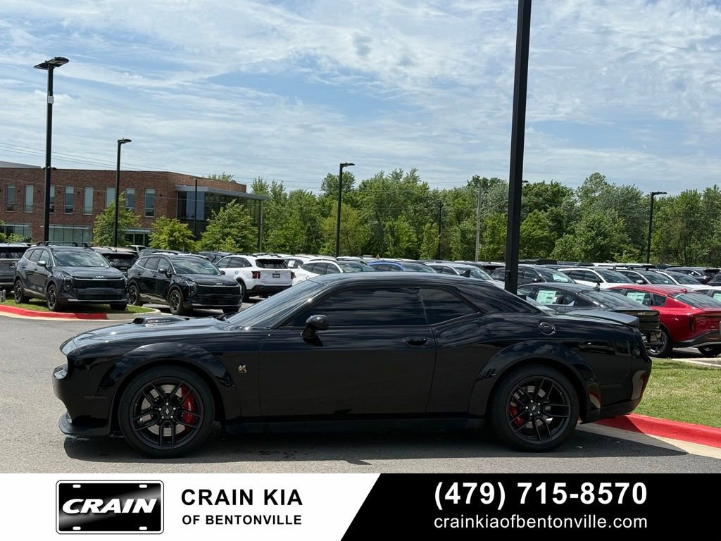 Used 2022 Dodge Challenger R/T Scat Pack RWD image 4