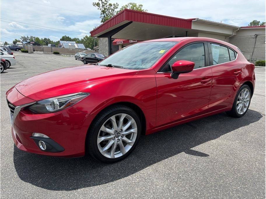 Used 2014 MAZDA MAZDA3 s Grand Touring w/ Technology Package FWD image 3