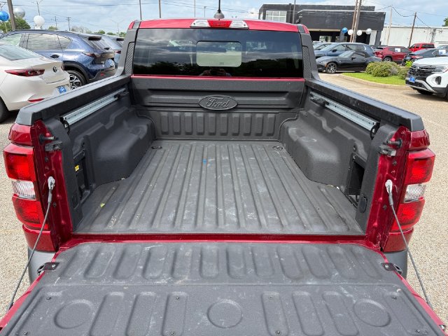 Used 2025 Ford Maverick Lariat w/ 4K Tow Package AWD/4WD image 31