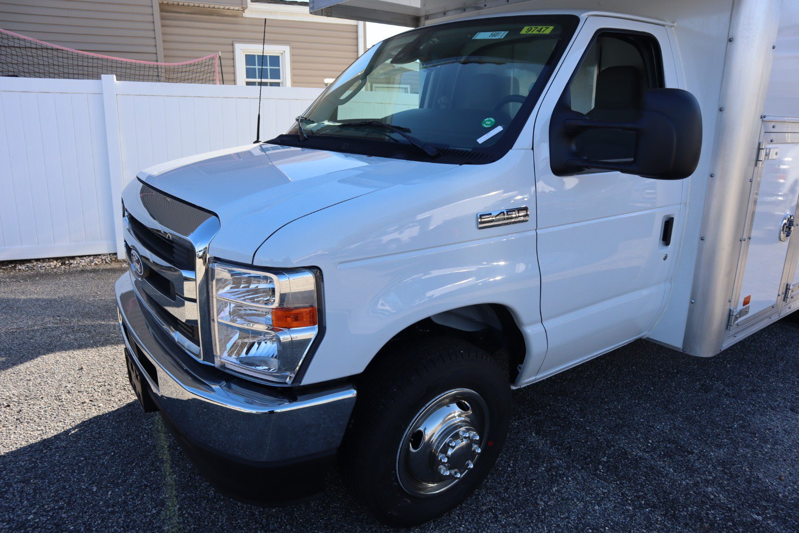 New 2026 Ford E-450 and Econoline 450 Super Duty w/ Power Equipment Group RWD image 8