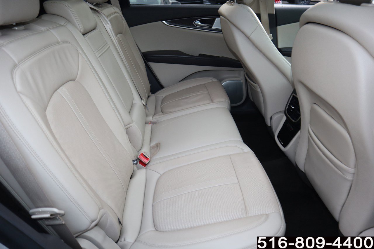 Used 2020 Lincoln Nautilus Reserve w/ Equipment Group 202A image 28