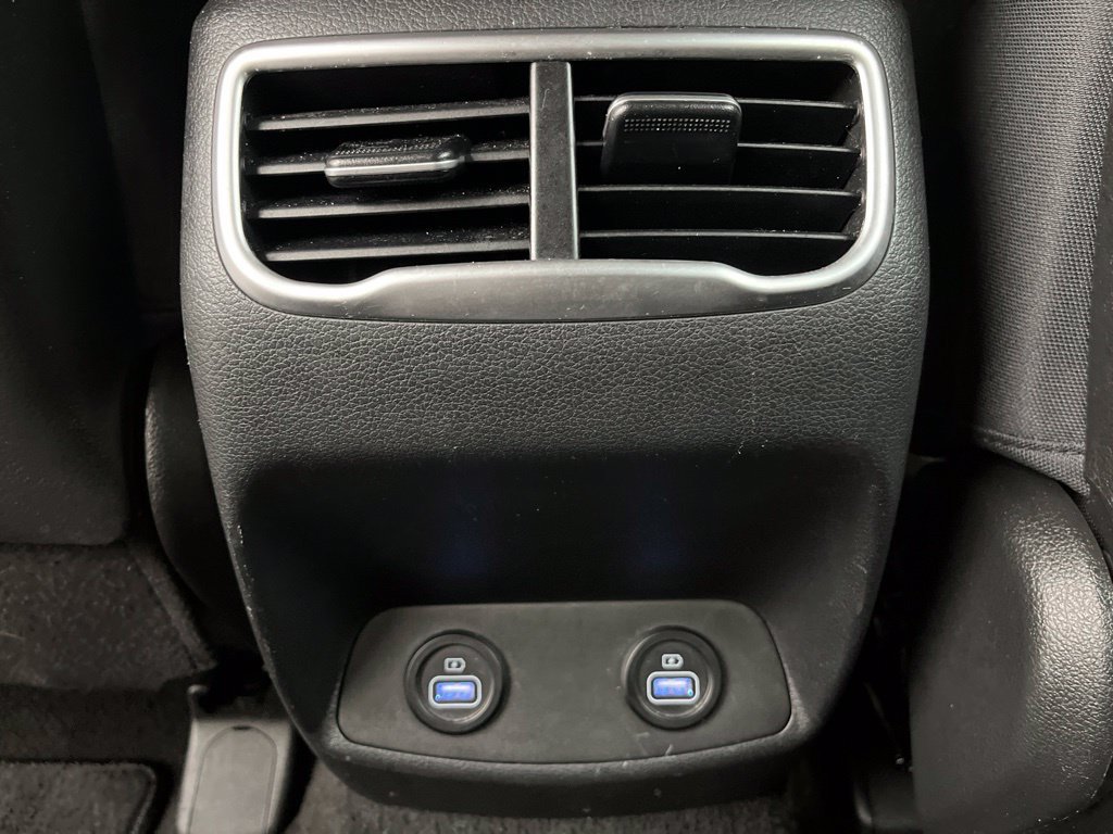 Used 2023 Hyundai Santa Fe SEL FWD image 25