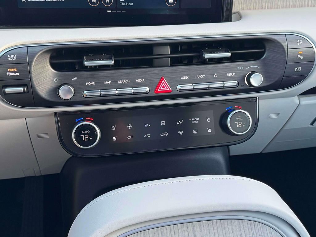 New 2026 Hyundai Palisade Calligraphy AWD/4WD image 28