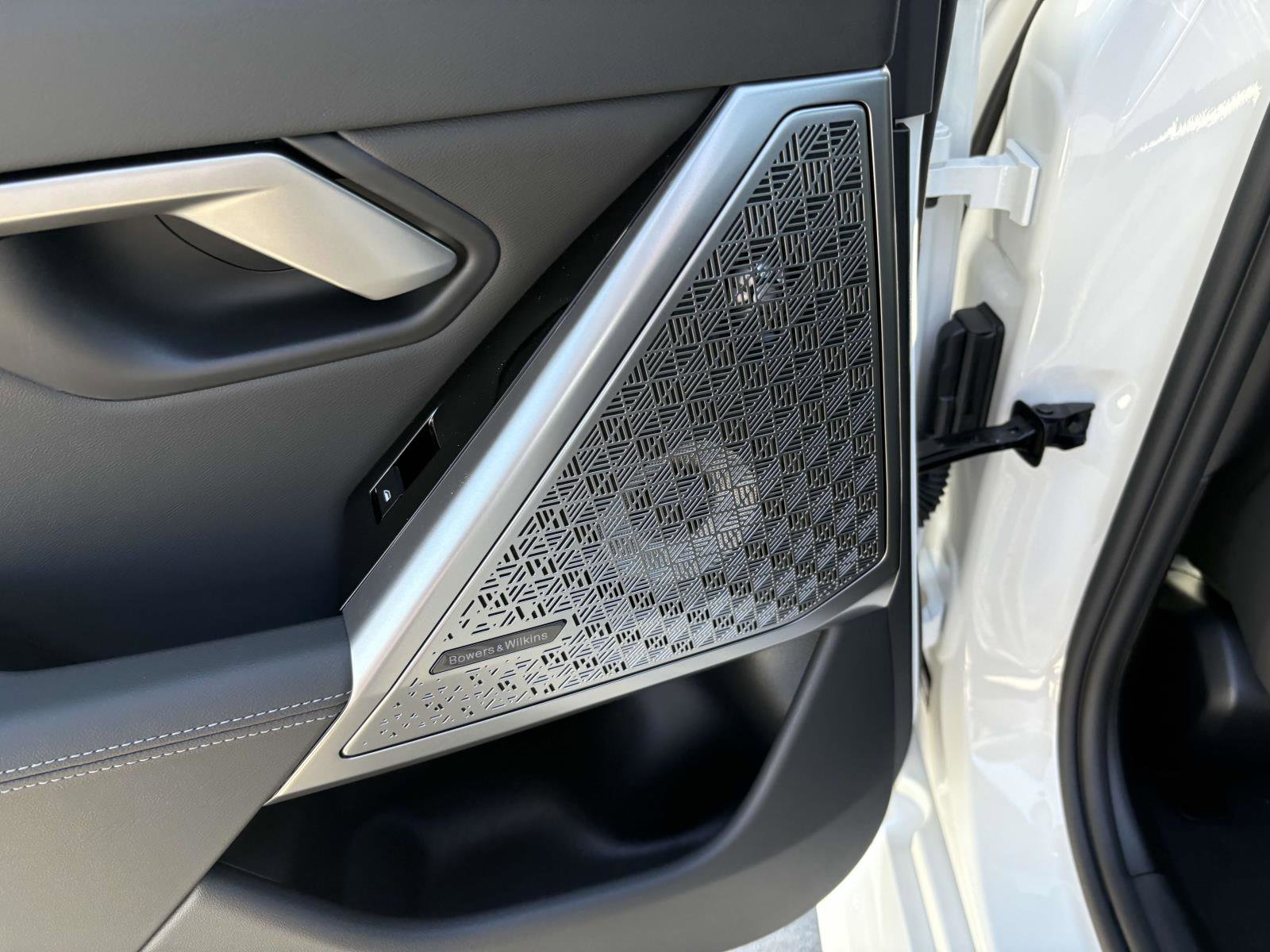 New 2026 BMW M5 w/ Carbon Package image 14