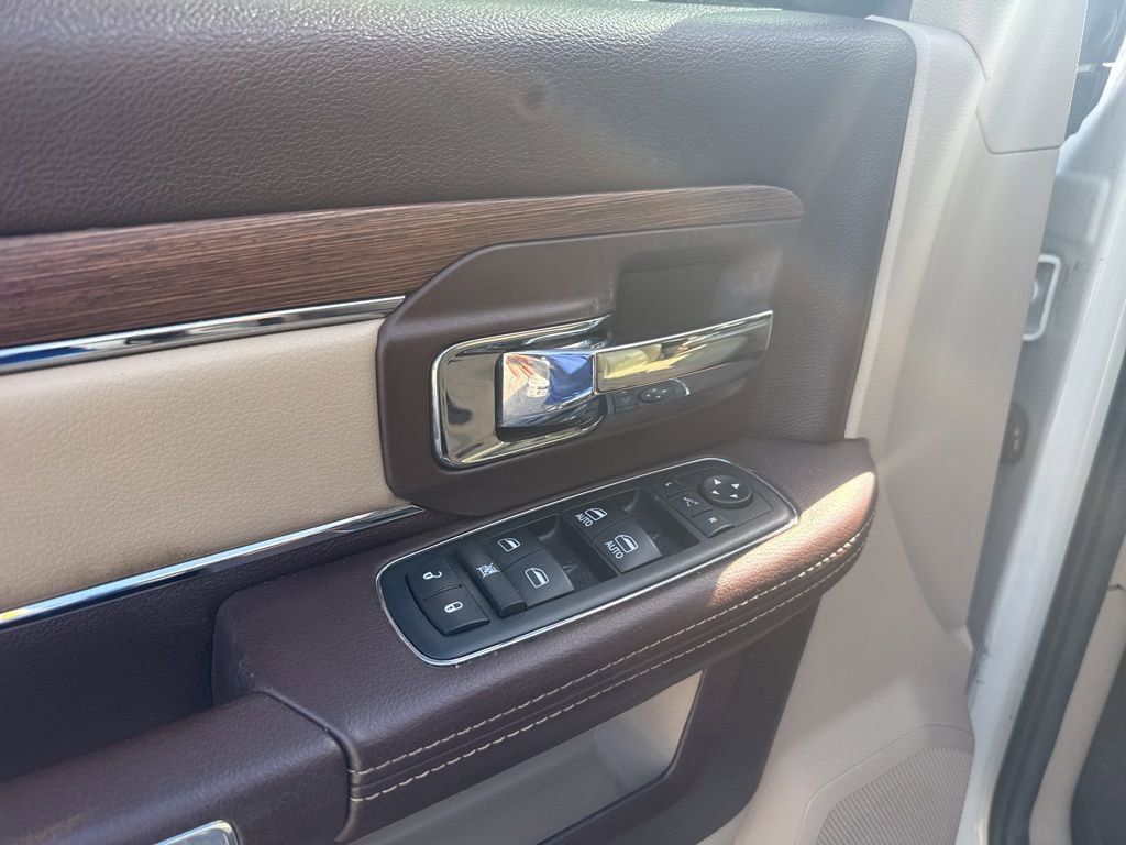 Used 2016 RAM 1500 Laramie w/ Convenience Group image 12