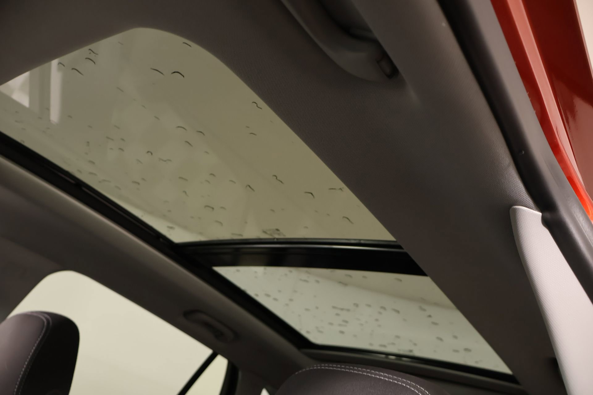 Used 2024 GMC Terrain SLE w/ Driver Convenience Package image 14