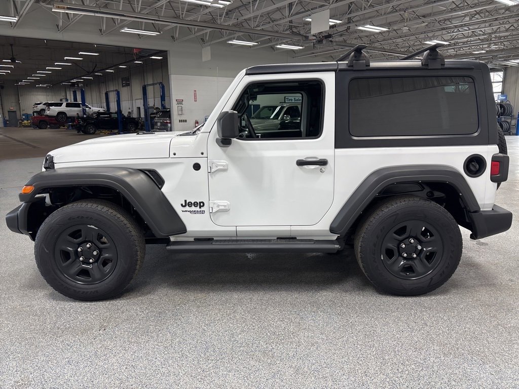 Used 2021 Jeep Wrangler Sport image 4