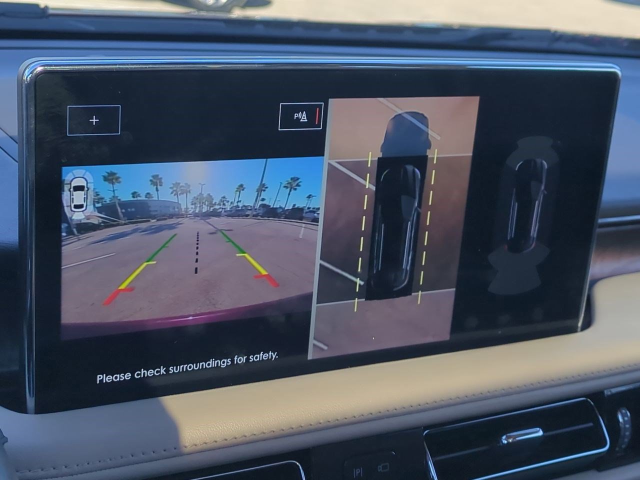 Certified 2022 Lincoln Nautilus Reserve image 22