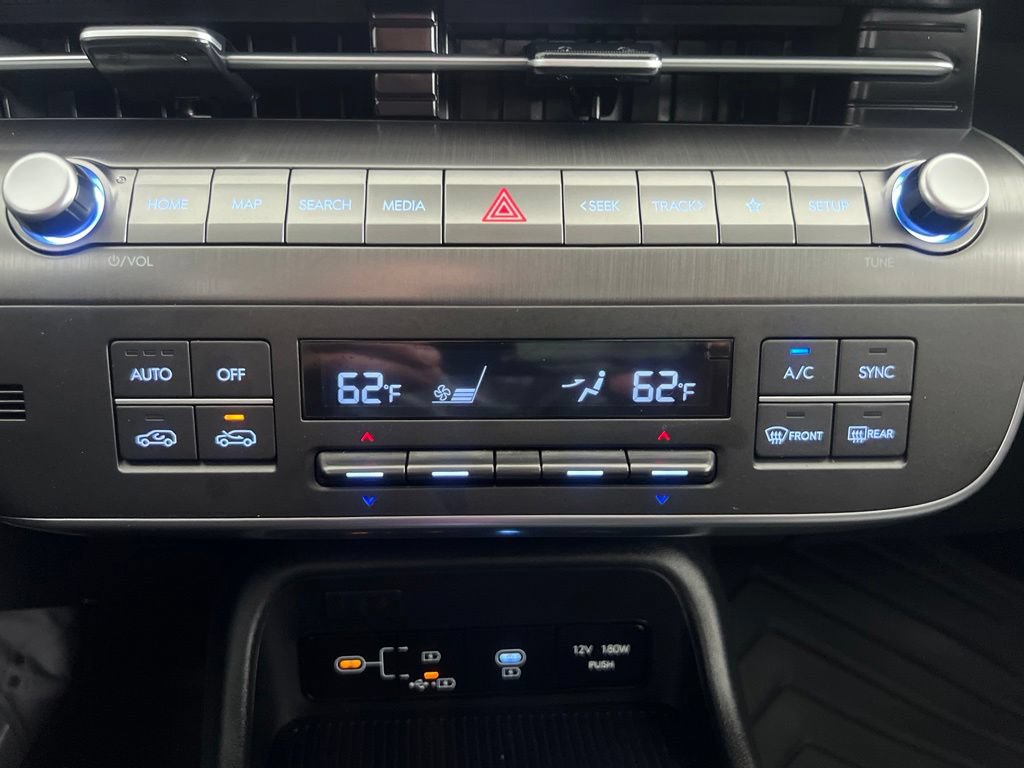 Used 2025 Hyundai Kona SEL AWD/4WD image 61