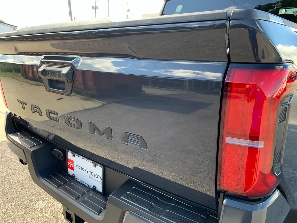 New 2026 Toyota Tacoma TRD Off-Road AWD/4WD image 32